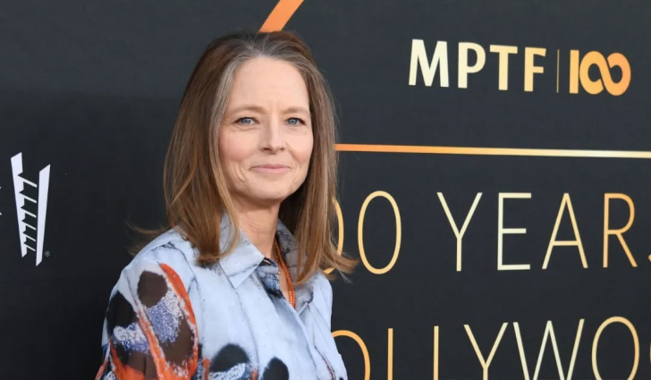 Actress Jodie Foster Reveals the Simple Nighttime Habit That Keeps Her Focused
