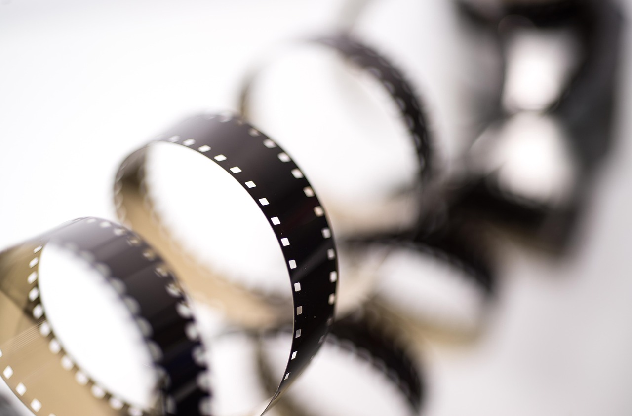 The Architecture Of Critique: Deconstructing Modern Cinema
